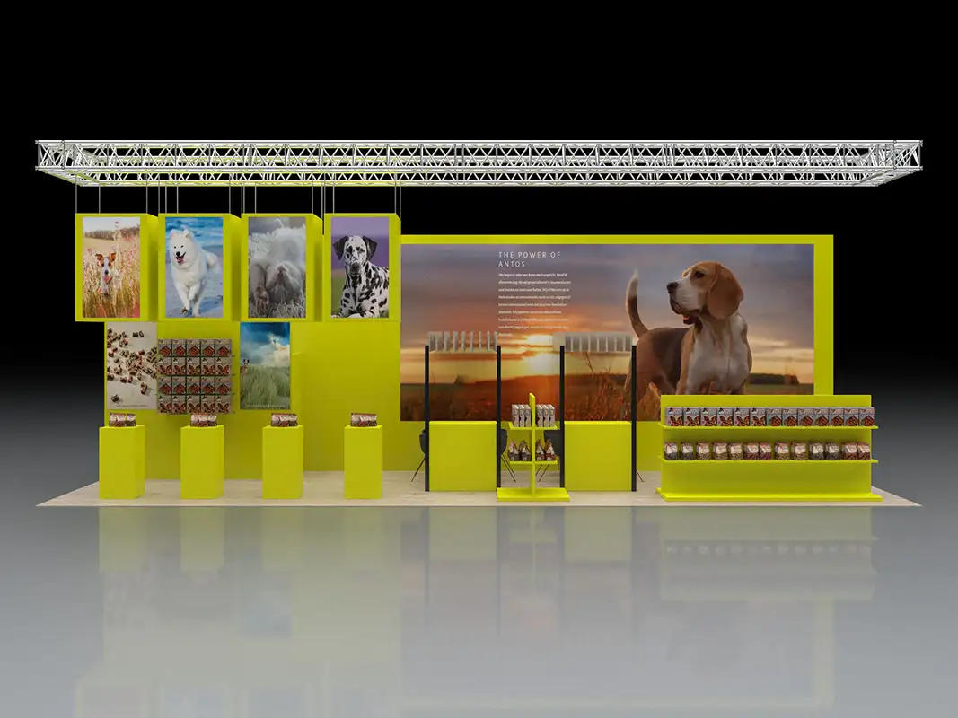 Visualisatie beursstand vooraanzicht Antos groothandel, Stand met katten en hondenvoer, grote foto's van honden en katten